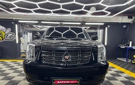 Cadillac Escalade III, 2011 год, 2 200 000 рублей, 34 фотография