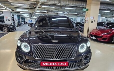 Bentley Bentayga I, 2022 год, 18 800 000 рублей, 3 фотография