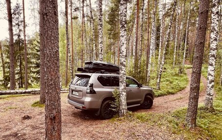 Toyota Land Cruiser Prado 150 рестайлинг 2, 2021 год, 5 400 000 рублей, 5 фотография