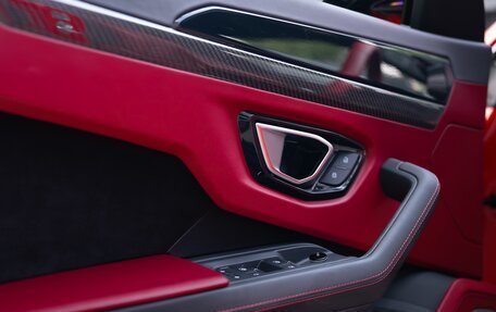 Lamborghini Urus I, 2021 год, 24 500 000 рублей, 14 фотография
