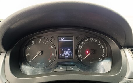 Skoda Rapid I, 2014 год, 730 000 рублей, 13 фотография