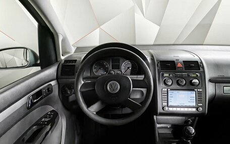 Volkswagen Touran III, 2004 год, 525 000 рублей, 15 фотография