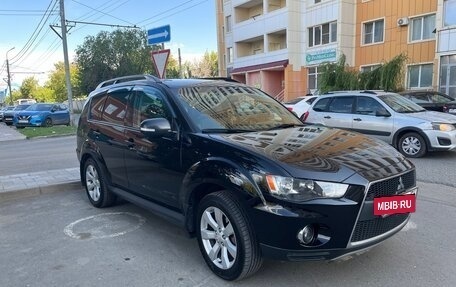 Mitsubishi Outlander III рестайлинг 3, 2011 год, 1 530 000 рублей, 3 фотография
