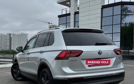 Volkswagen Tiguan II, 2019 год, 2 700 000 рублей, 4 фотография