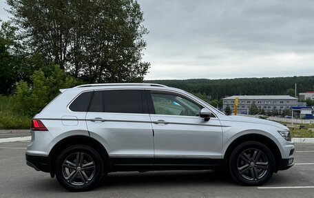 Volkswagen Tiguan II, 2019 год, 2 700 000 рублей, 8 фотография