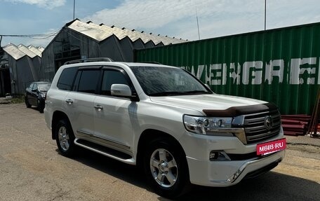 Toyota Land Cruiser 200, 2015 год, 5 800 000 рублей, 2 фотография