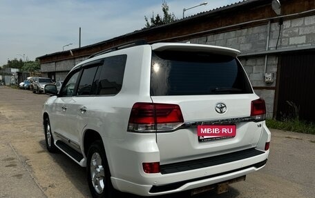 Toyota Land Cruiser 200, 2015 год, 5 800 000 рублей, 4 фотография