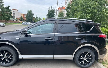 Toyota RAV4, 2017 год, 2 650 000 рублей, 3 фотография