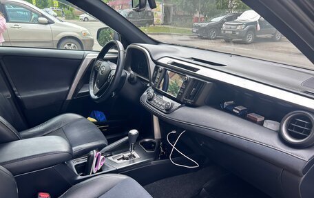 Toyota RAV4, 2017 год, 2 650 000 рублей, 9 фотография