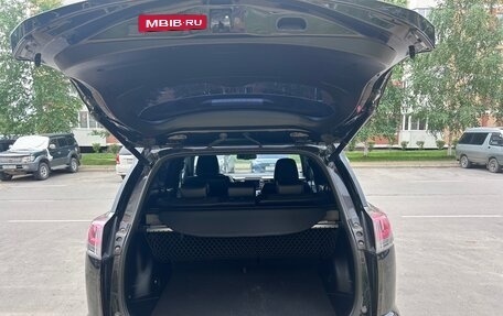 Toyota RAV4, 2017 год, 2 650 000 рублей, 5 фотография