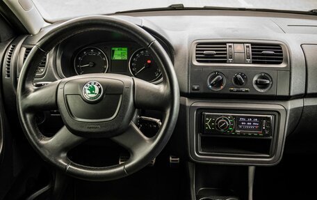 Skoda Fabia II, 2011 год, 680 000 рублей, 18 фотография