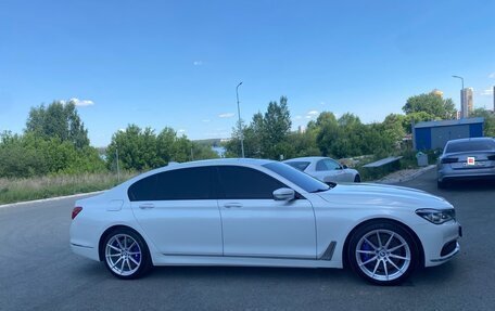 BMW 7 серия, 2018 год, 4 500 000 рублей, 6 фотография