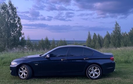 BMW 5 серия, 2013 год, 1 850 000 рублей, 2 фотография