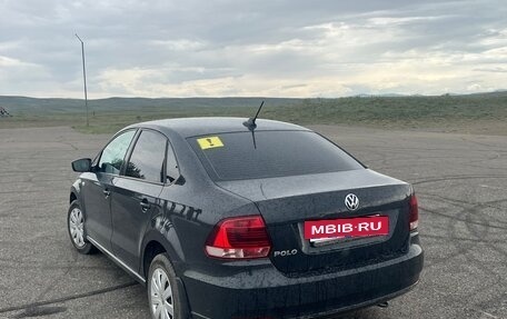 Volkswagen Polo VI (EU Market), 2017 год, 1 000 000 рублей, 4 фотография
