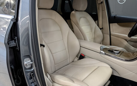 Mercedes-Benz GLC, 2016 год, 2 500 000 рублей, 23 фотография