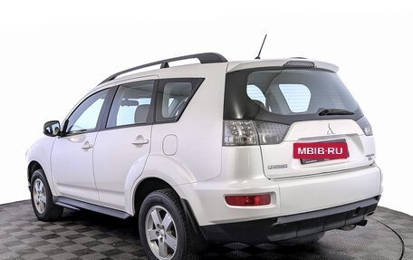 Mitsubishi Outlander III рестайлинг 3, 2011 год, 1 050 000 рублей, 7 фотография