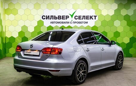 Volkswagen Jetta VI, 2012 год, 1 050 000 рублей, 2 фотография