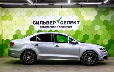 Volkswagen Jetta VI, 2012 год, 1 050 000 рублей, 8 фотография