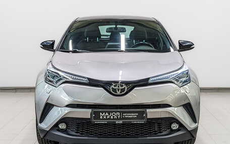 Toyota C-HR I рестайлинг, 2018 год, 2 150 000 рублей, 2 фотография