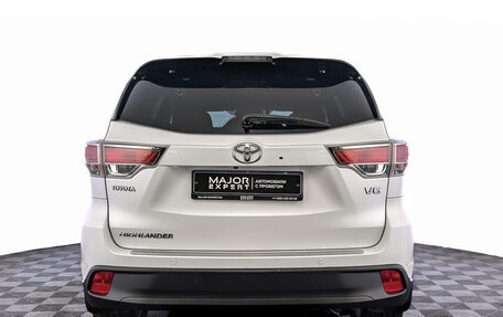 Toyota Highlander III, 2014 год, 3 100 000 рублей, 6 фотография