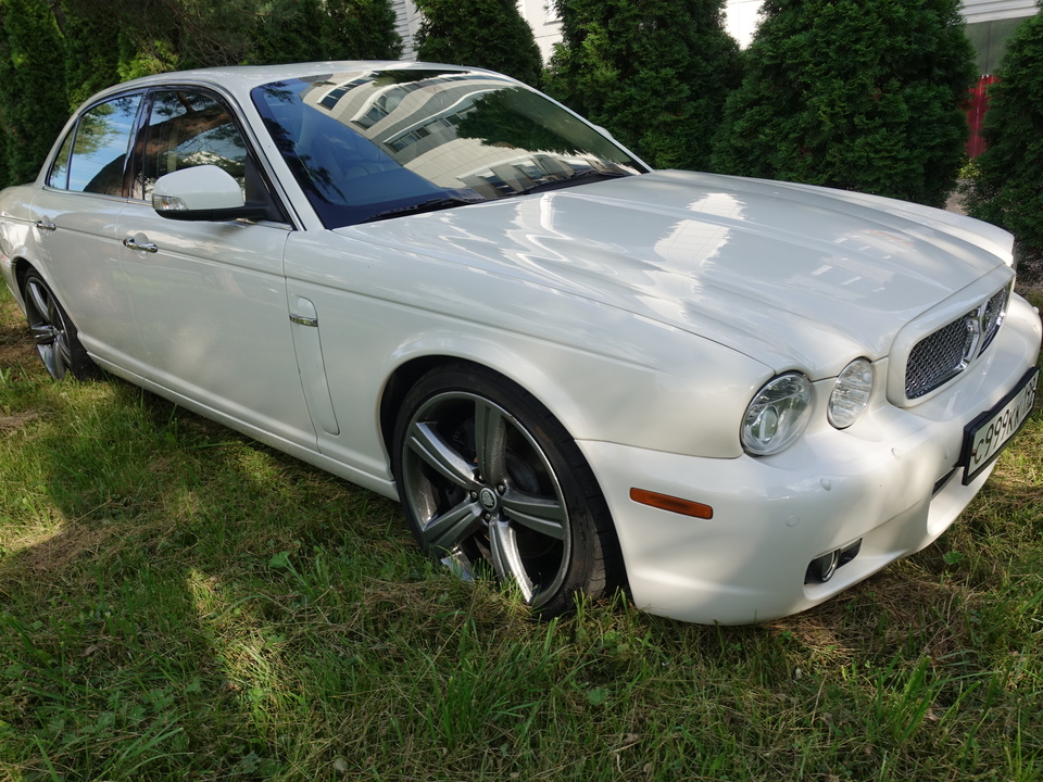 Jaguar XJ III (X350), 2008 год, 7 700 000 рублей, 6 фотография