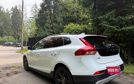 Volvo V40 Cross Country I, 2014 год, 1 000 000 рублей, 2 фотография