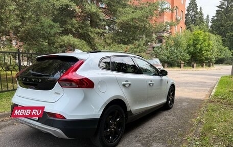 Volvo V40 Cross Country I, 2014 год, 1 000 000 рублей, 3 фотография