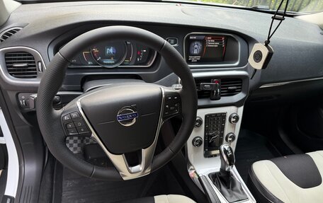 Volvo V40 Cross Country I, 2014 год, 1 000 000 рублей, 9 фотография
