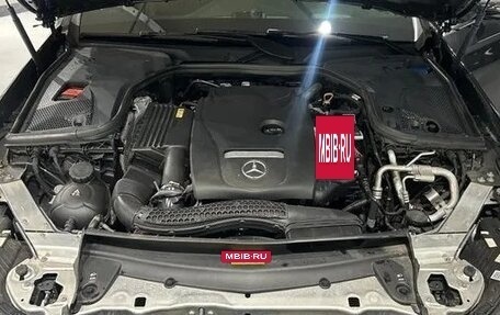 Mercedes-Benz E-Класс, 2022 год, 3 850 000 рублей, 6 фотография