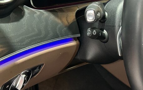Mercedes-Benz E-Класс, 2022 год, 3 850 000 рублей, 19 фотография