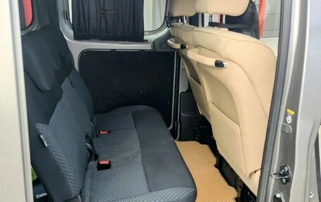 Nissan NV200, 2012 год, 1 150 000 рублей, 10 фотография