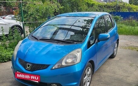Honda Jazz II рестайлинг, 2009 год, 800 000 рублей, 2 фотография