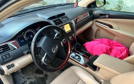 Toyota Camry, 2012 год, 1 600 000 рублей, 14 фотография