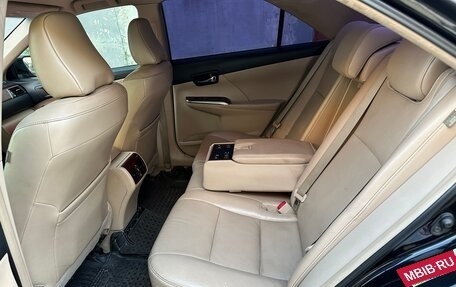 Toyota Camry, 2012 год, 1 600 000 рублей, 10 фотография