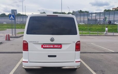 Volkswagen Caravelle T6 рестайлинг, 2015 год, 2 100 000 рублей, 5 фотография