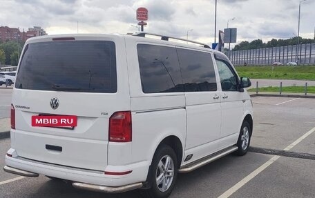 Volkswagen Caravelle T6 рестайлинг, 2015 год, 2 100 000 рублей, 4 фотография