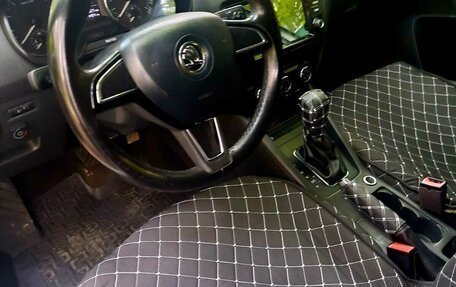 Skoda Octavia, 2015 год, 950 000 рублей, 13 фотография