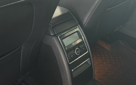Skoda Superb III рестайлинг, 2013 год, 1 190 000 рублей, 12 фотография