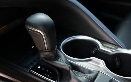 Toyota Camry, 2020 год, 3 150 000 рублей, 12 фотография