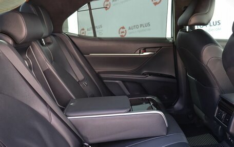 Toyota Camry, 2020 год, 3 150 000 рублей, 18 фотография