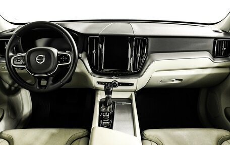 Volvo XC60 II, 2017 год, 3 499 000 рублей, 11 фотография