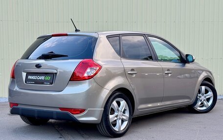 KIA cee'd I рестайлинг, 2010 год, 565 000 рублей, 2 фотография