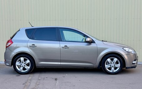 KIA cee'd I рестайлинг, 2010 год, 565 000 рублей, 7 фотография