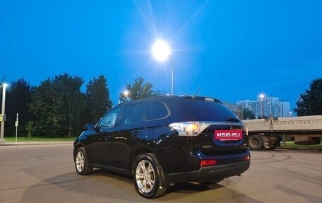 Mitsubishi Outlander III рестайлинг 3, 2012 год, 1 250 000 рублей, 4 фотография
