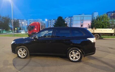 Mitsubishi Outlander III рестайлинг 3, 2012 год, 1 250 000 рублей, 8 фотография