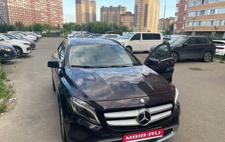 Mercedes-Benz GLA, 2016 год, 2 000 000 рублей, 2 фотография