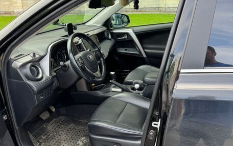 Toyota RAV4, 2017 год, 2 300 000 рублей, 14 фотография