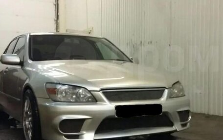Toyota Altezza, 1999 год, 550 000 рублей, 3 фотография