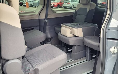 Volkswagen Multivan, 2025 год, 6 990 000 рублей, 18 фотография