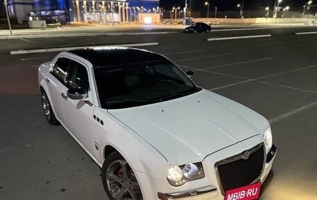 Chrysler 300C II, 2005 год, 870 000 рублей, 4 фотография